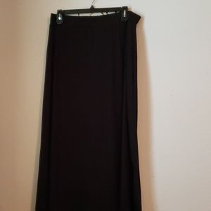 Faded Glory plus sized black skirt